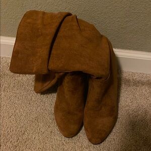 Stylish Brown Suede Boots